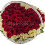 Сердце из 101 красной розы в корзине
