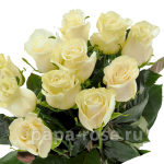 11 белых роз